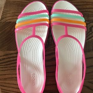 Crocs Women’s Sandals Sz 9
